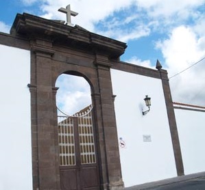 Fachada cementerio de Icod de los Vinos