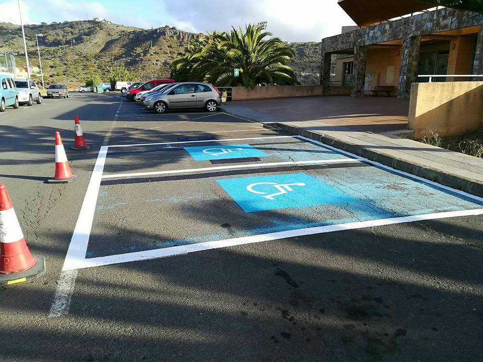 Aparcamiento de movilidad reducida en Santa Brígida