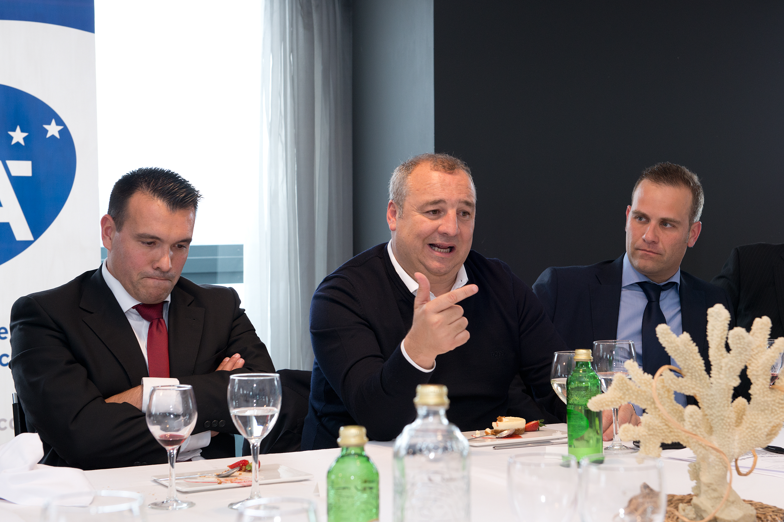 Miguel Ángel Ramírez en la reunión con los jóvenes empresarios