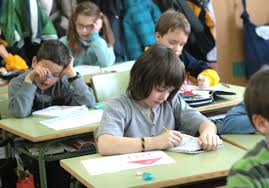 Niños en un colegio