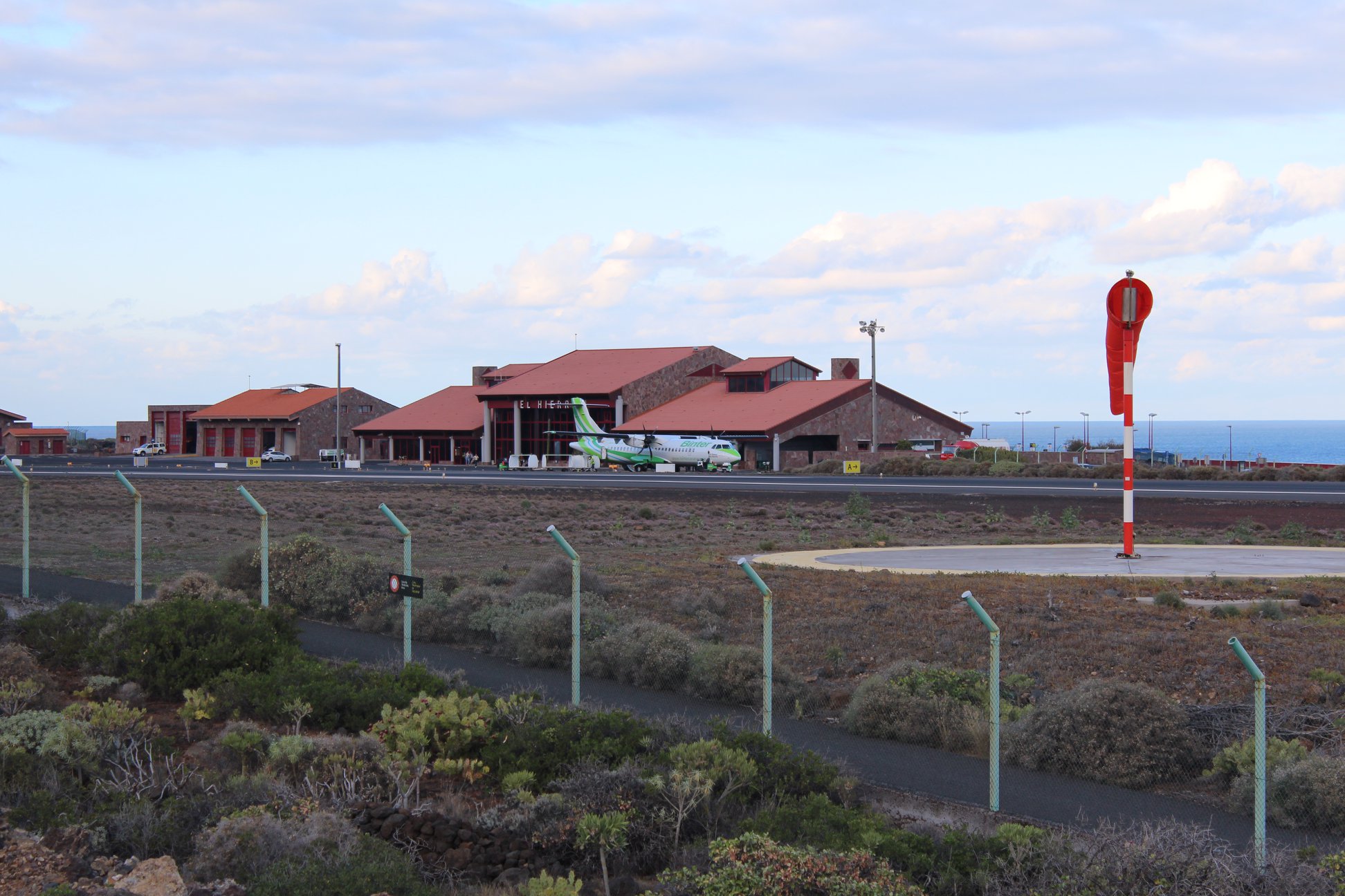 Aeropuerto de El Hierro Aeropuerto de El Hierro