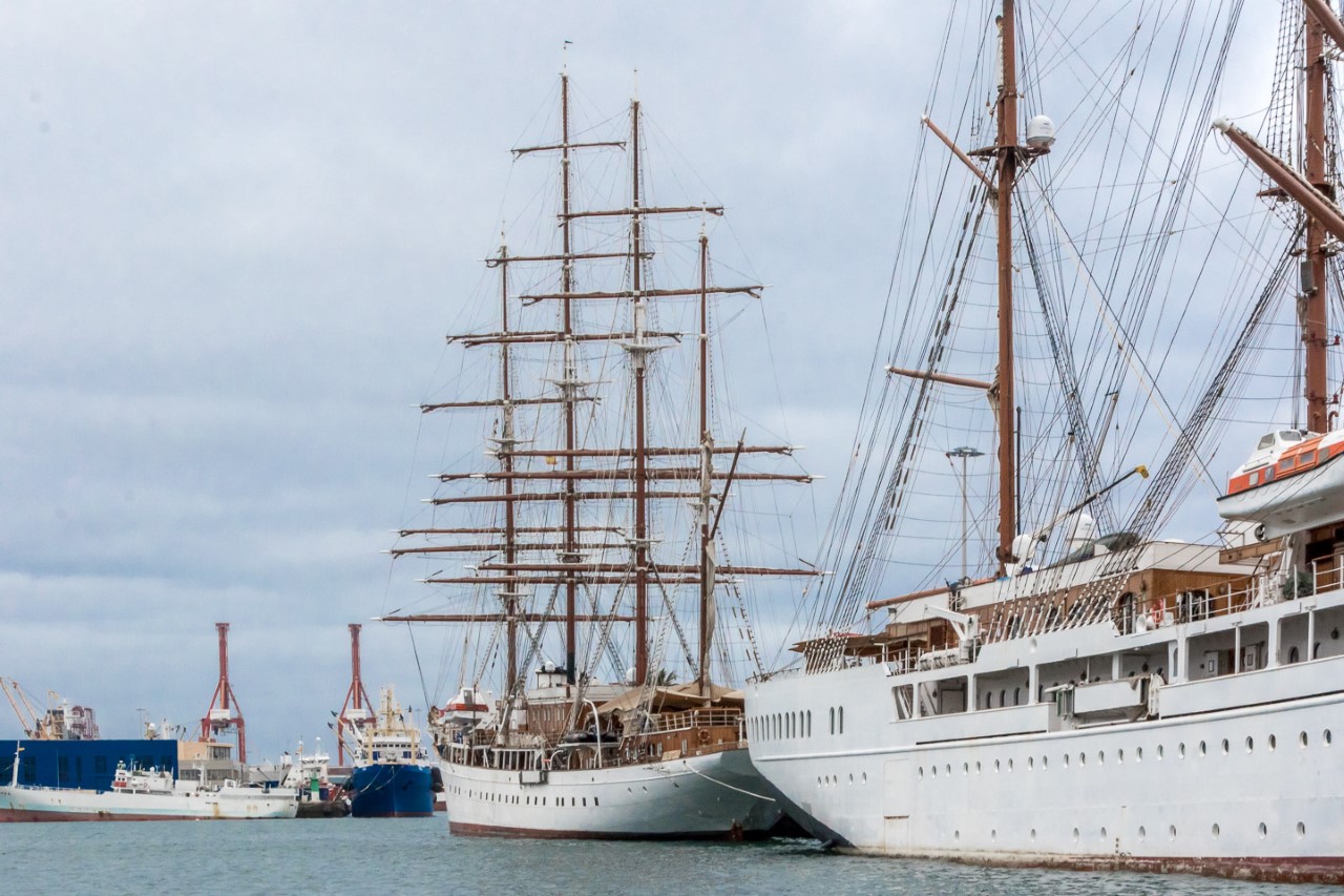 Sea Cloud y el Sea Cloud II. Muelle de Santa Catalina. Gran Canaria