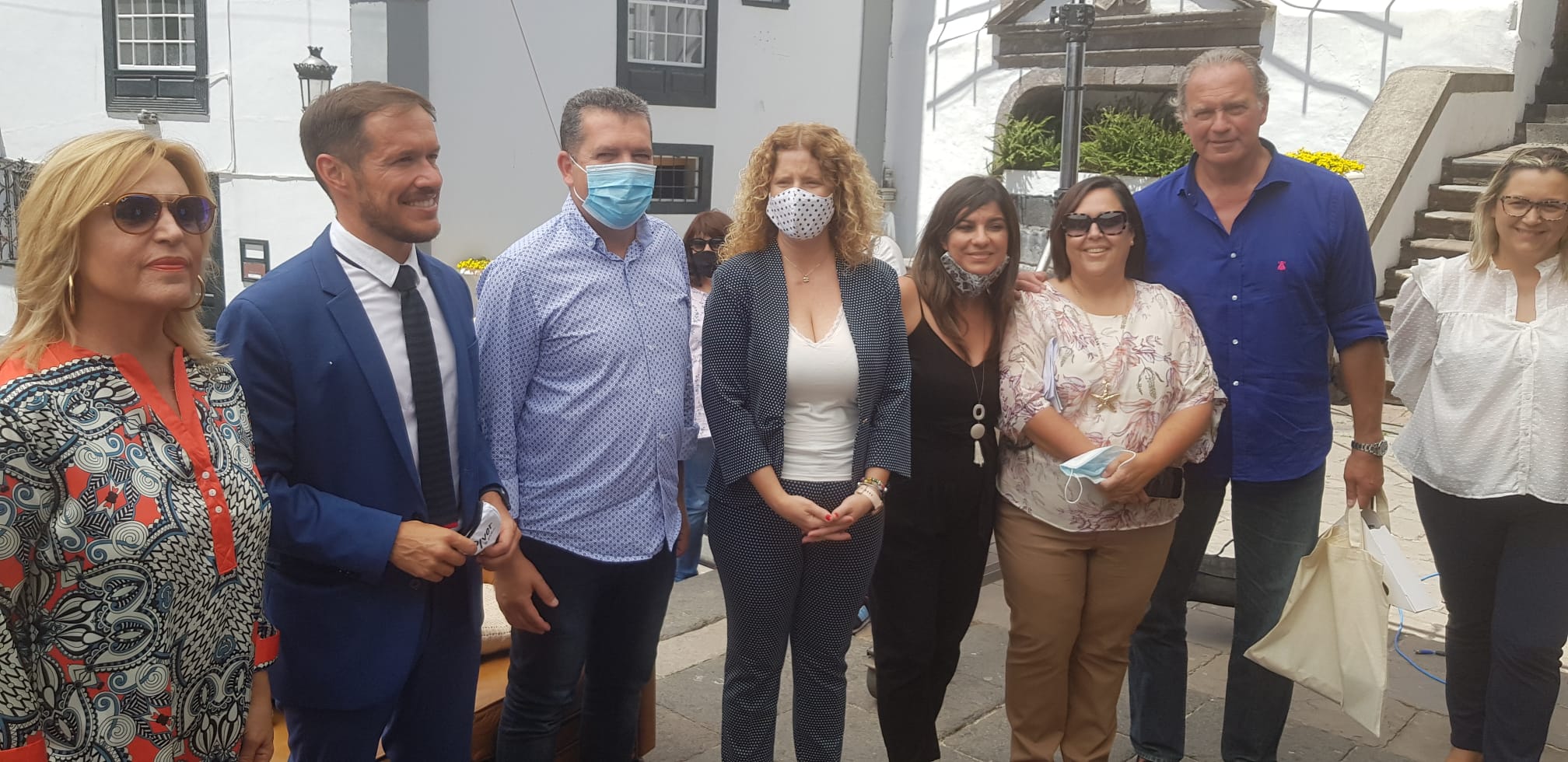 Bertín Osborde entrevista en La Palma a Lydia Lozano para el programa ‘Mi casa es la tuya’