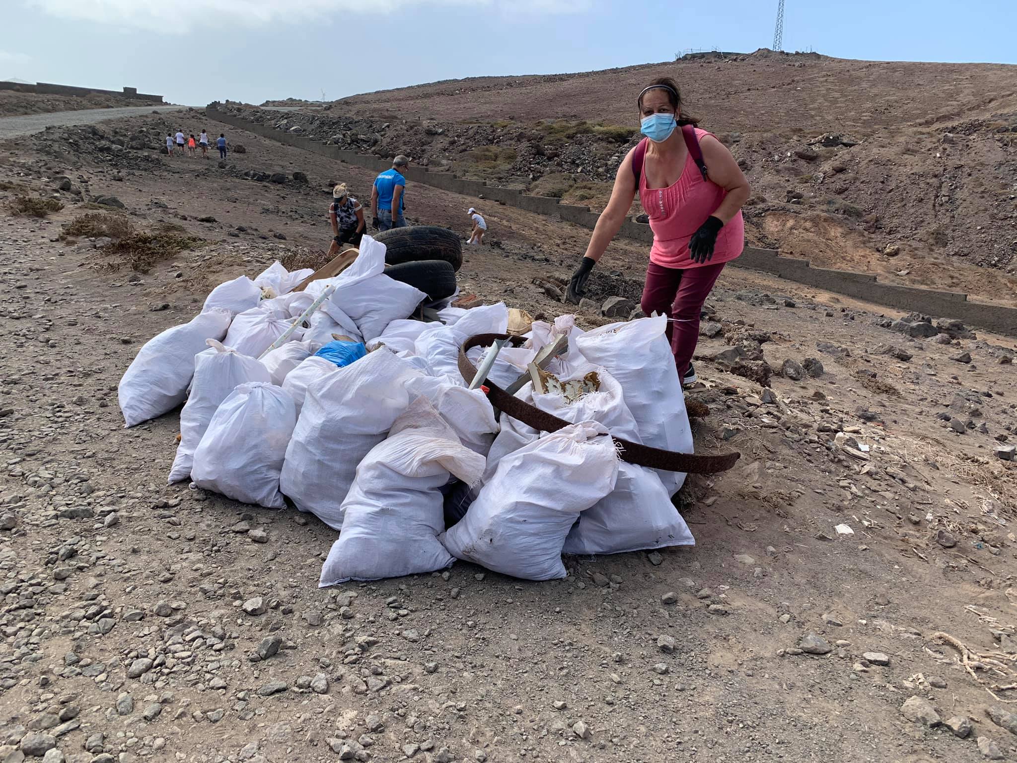 Jornada de Voluntariado Ambiental en el Faro de Sardina de Gáldar. Gran Canaria