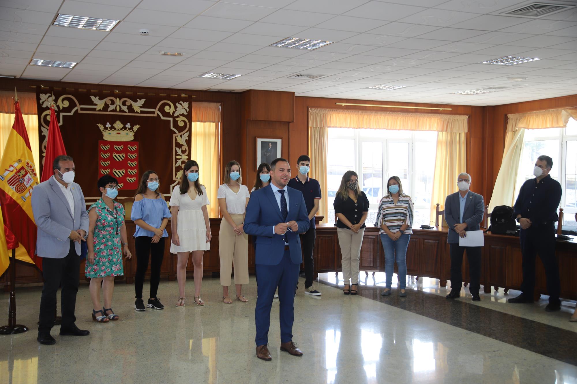 Felicita a los cinco alumnos lanzaroteños con las mejores notas en la EBAU