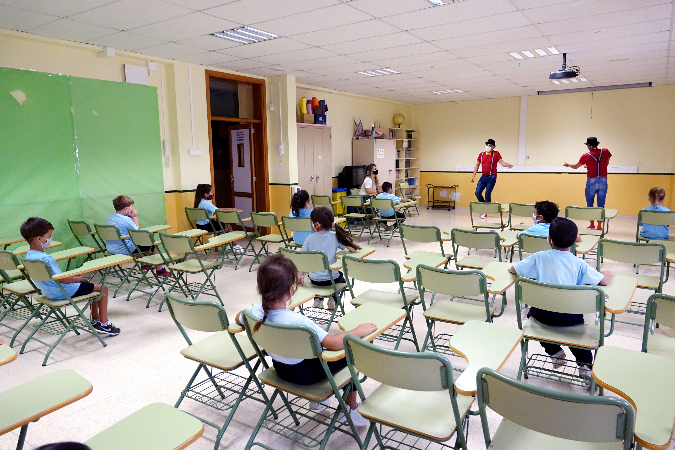 Santa Cruz de Tenerife utiliza el teatro para llevar a los colegios los protocolos COVID-19