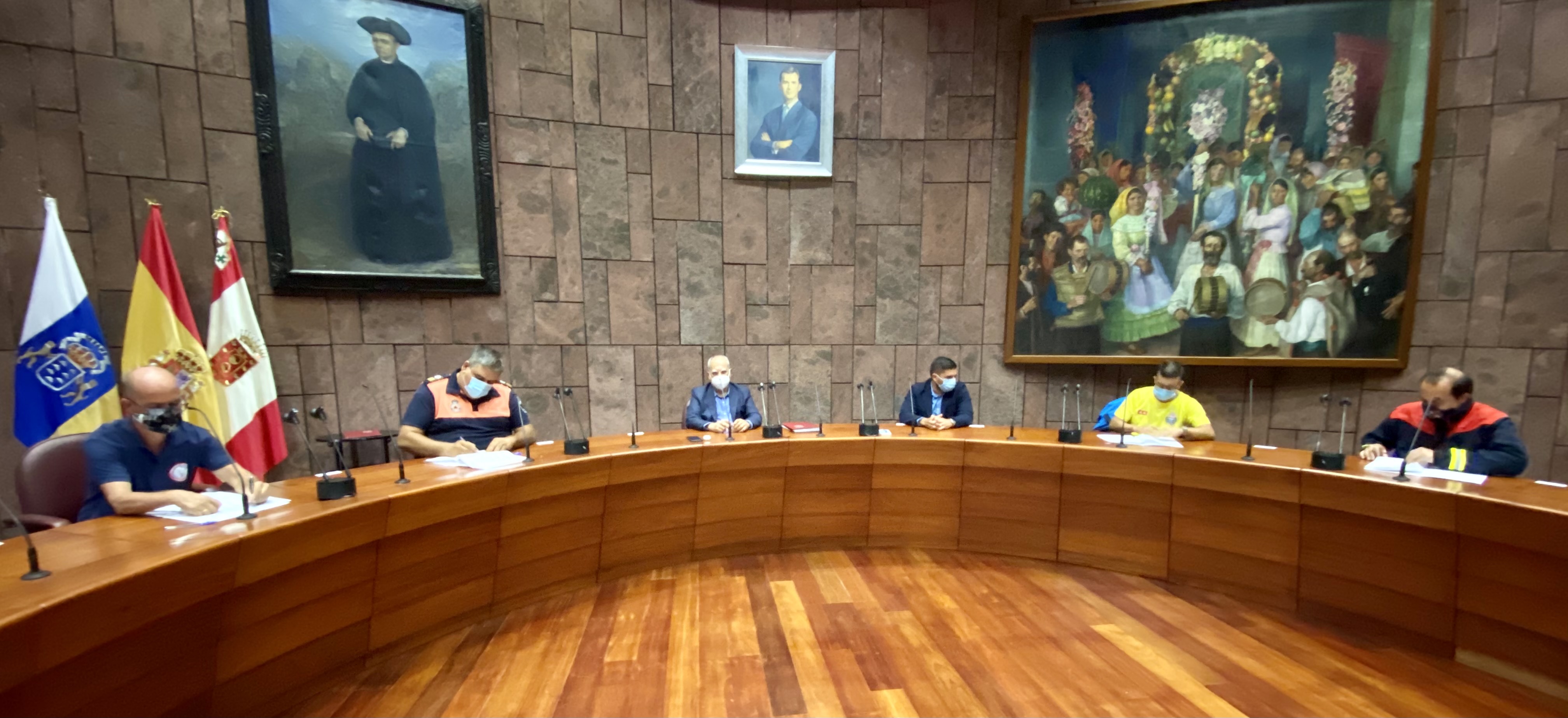 El Cabildo de La Gomera firma convenios con Asociaciones de voluntarios / CanariasNoticias.es El Cabildo de La Gomera firma convenios con Asociaciones de voluntarios / CanariasNoticias.es