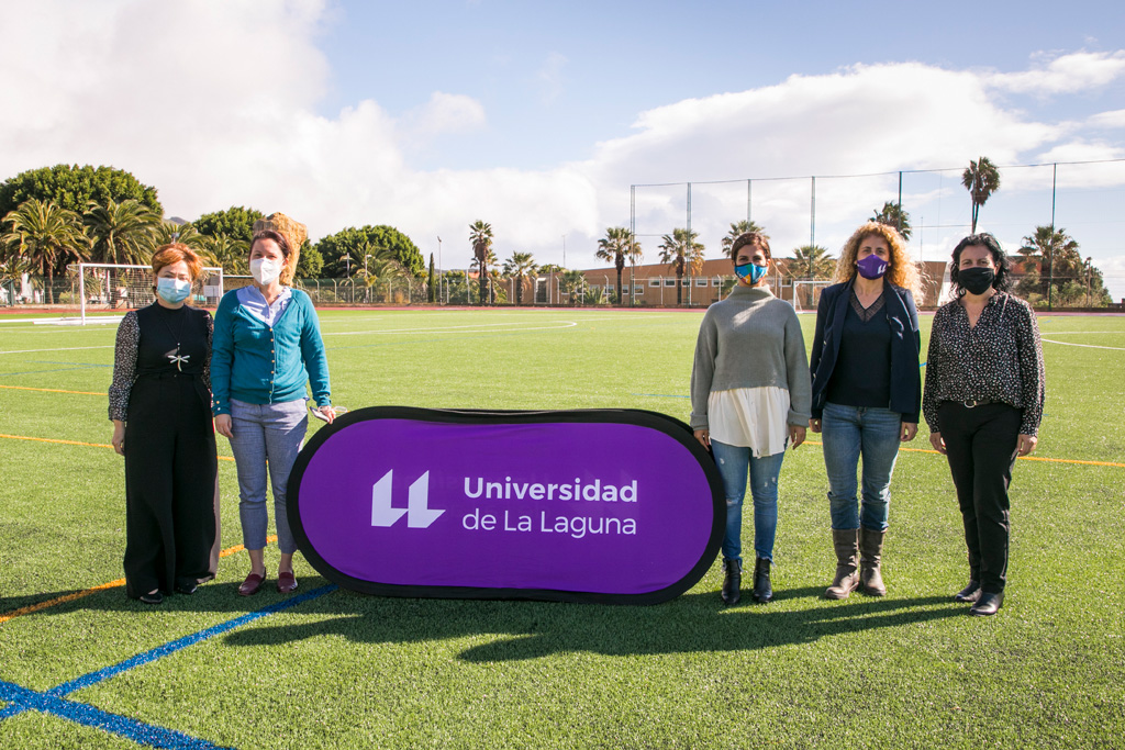 Inaugurado el césped artificial del campo deportivo de la ULL