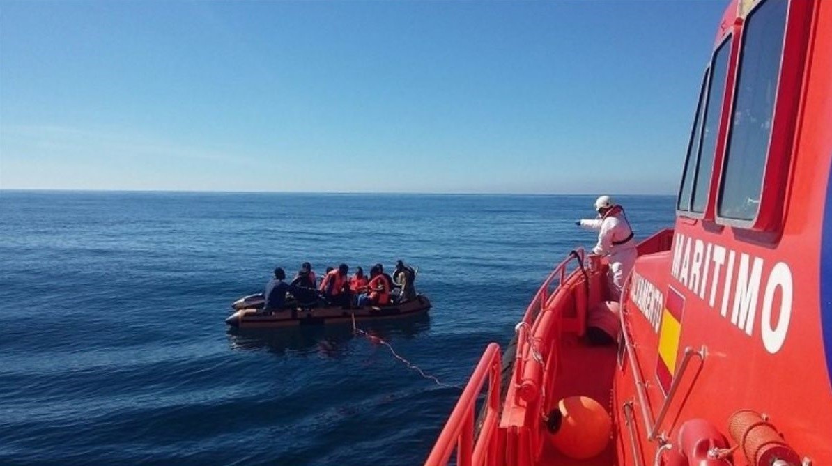 Rescate en alta mar/ canariasnoticias Rescate en alta mar/ canariasnoticias