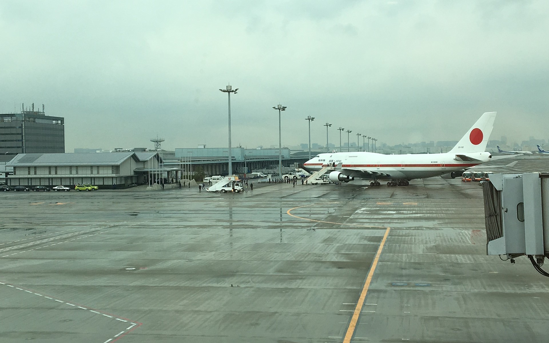/ net workerz (Pixabay) Aeropuerto Tokio