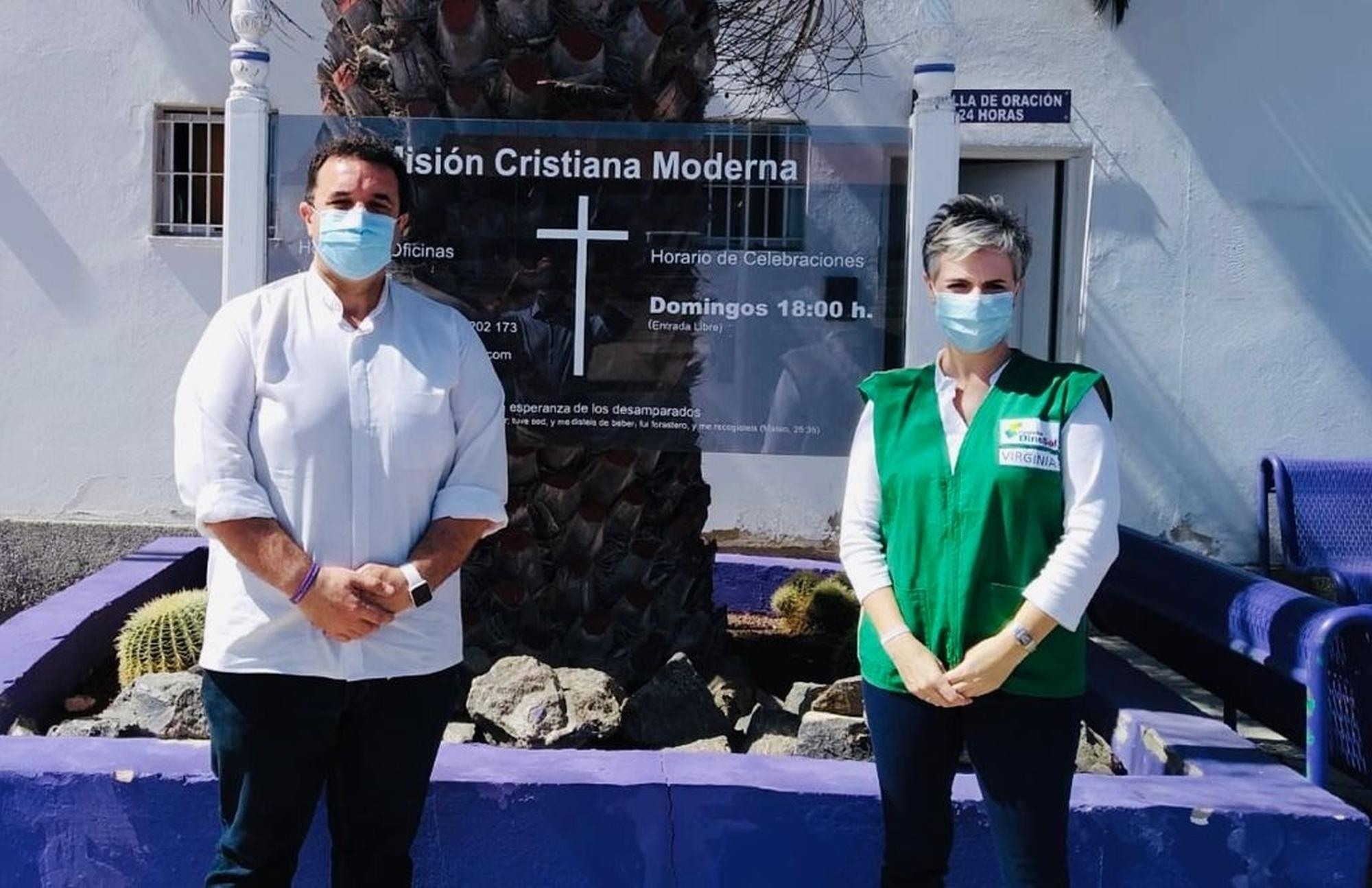 Padre Ángel, responsable de Misión Cristiana Moderna y Virgina Ávila directora de Fundación DinoSol / CanariasNoticias.es Padre Ángel, responsable de Misión Cristiana Moderna y Virgina Ávila directora de Fundación DinoSol / CanariasNoticias.es