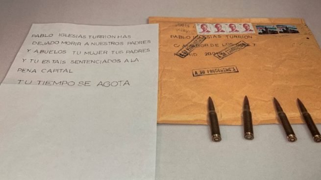 La foto con la carta y las balas que publicó Pablo Iglesias y que, según policías, dificulta la investigación