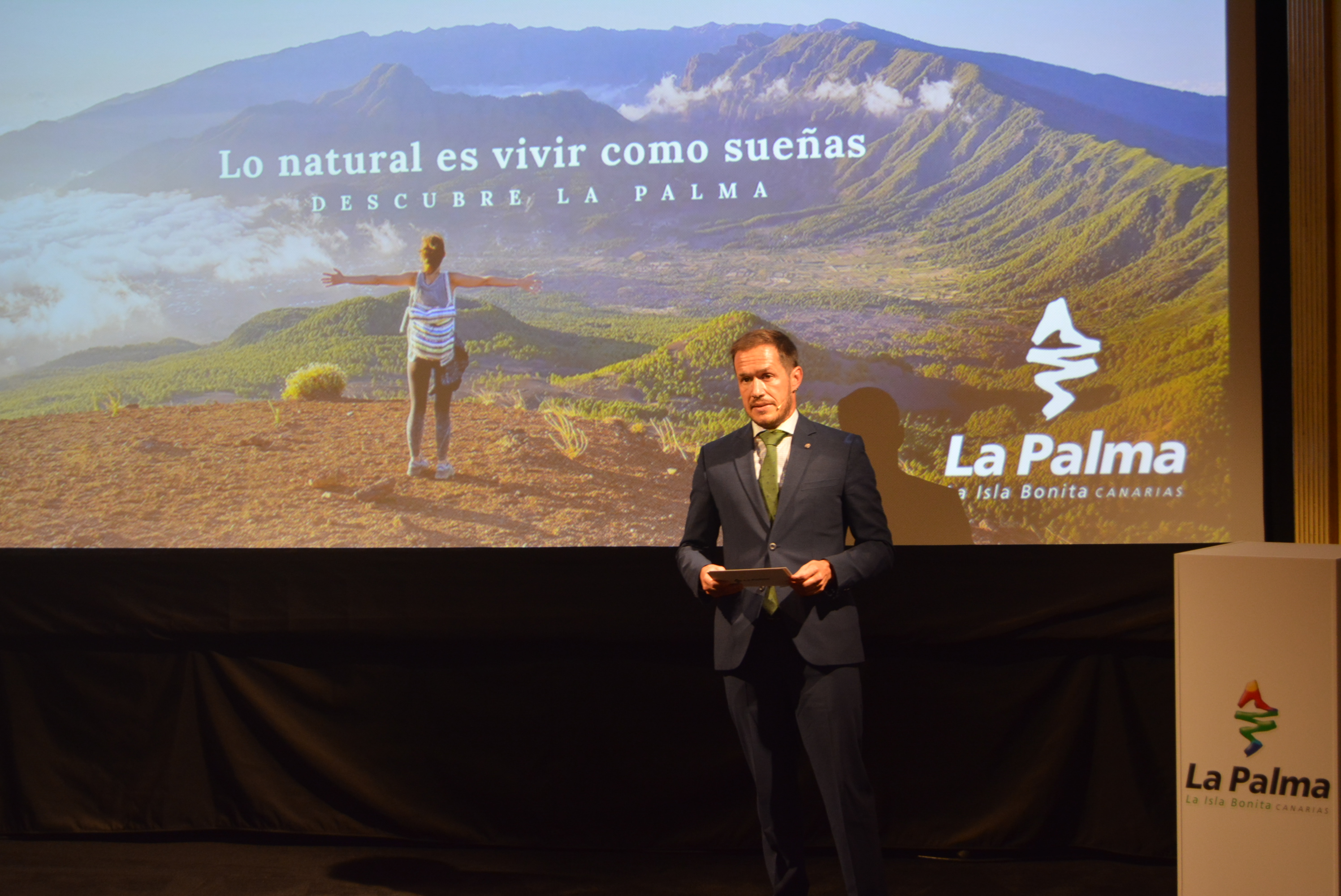 Campaña de turismo de La Palma "Lo natural es vivir como sueñas" / CanariasNoticias.es