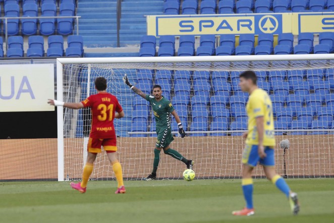 U.D. Las Palmas 0 - Real Zaragoza 2/ canariasnoticias