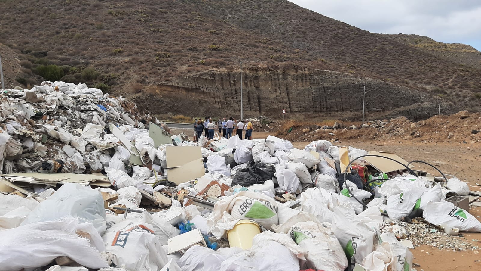 Escombrera de vertidos ilegales en El Lasso en Las Palmas de Gran Canaria 
