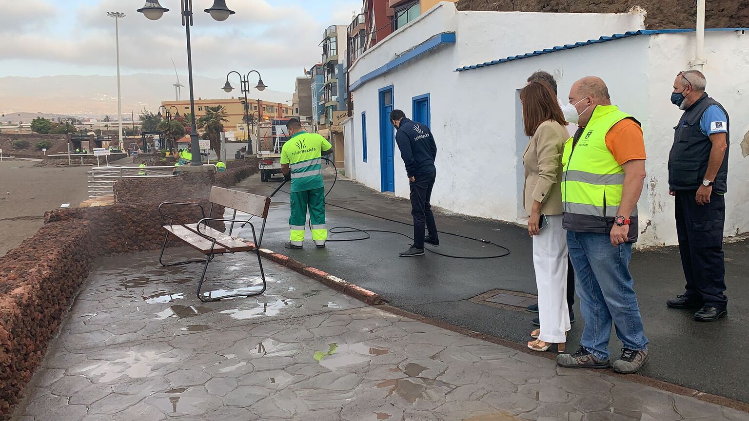 Limpieza de choque en la costa de Telde / CanariasNoticias.es