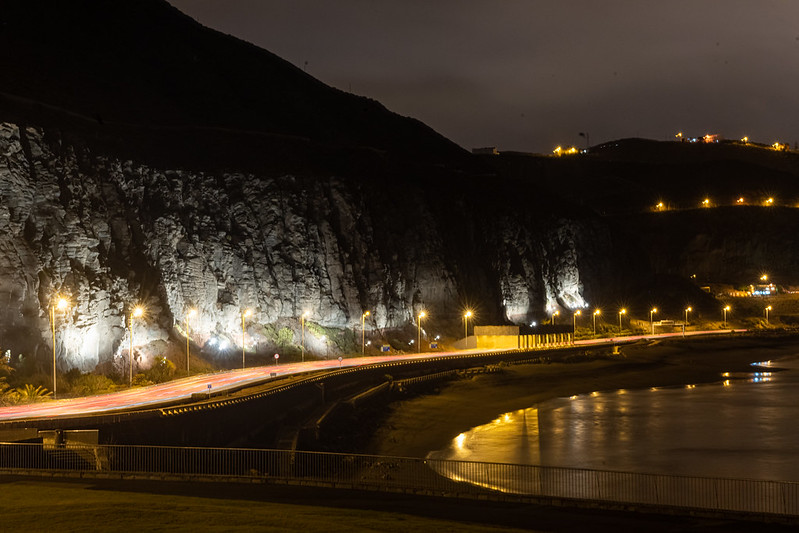 Iluminación de La Laja a la entrada de Las Palmas de Gran Canaria / CanariasNoticias.es