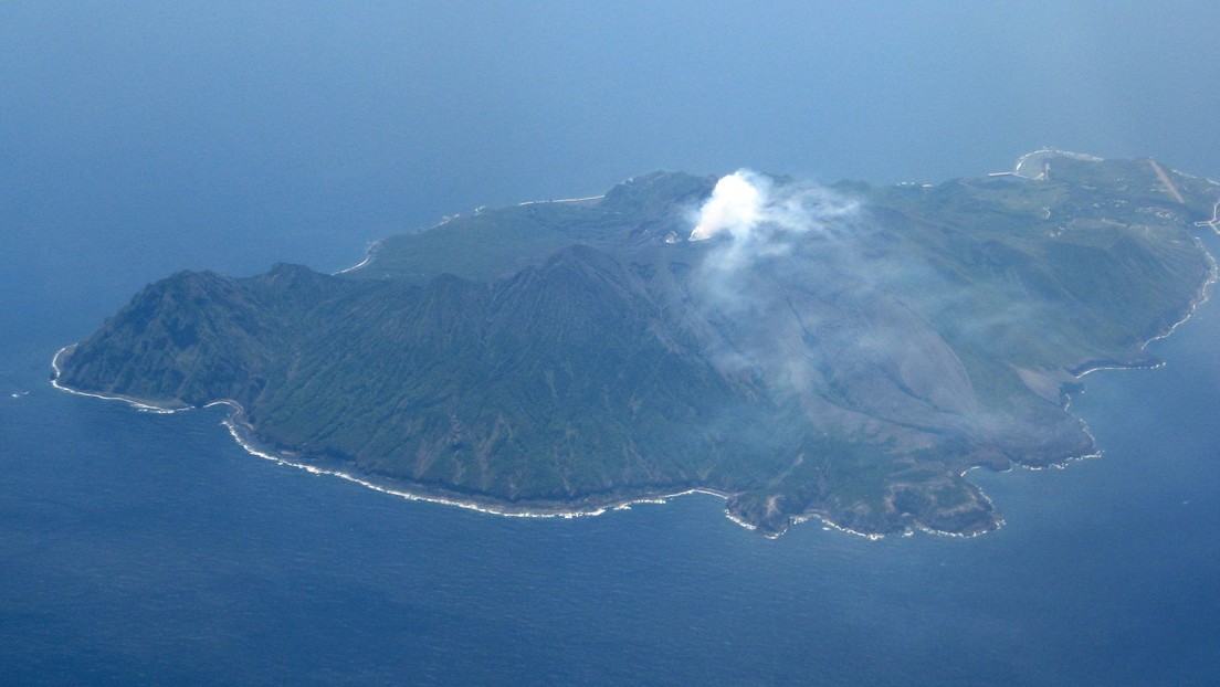 Volcán Suwanosejima en Japón Volcán Suwanosejima en Japón