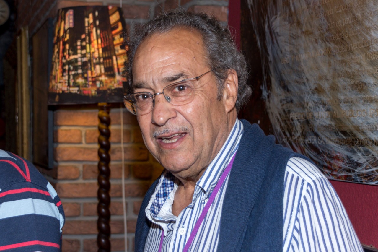 Dr. Fernando Padrón Barrera Dr. Fernando Padrón Barrera