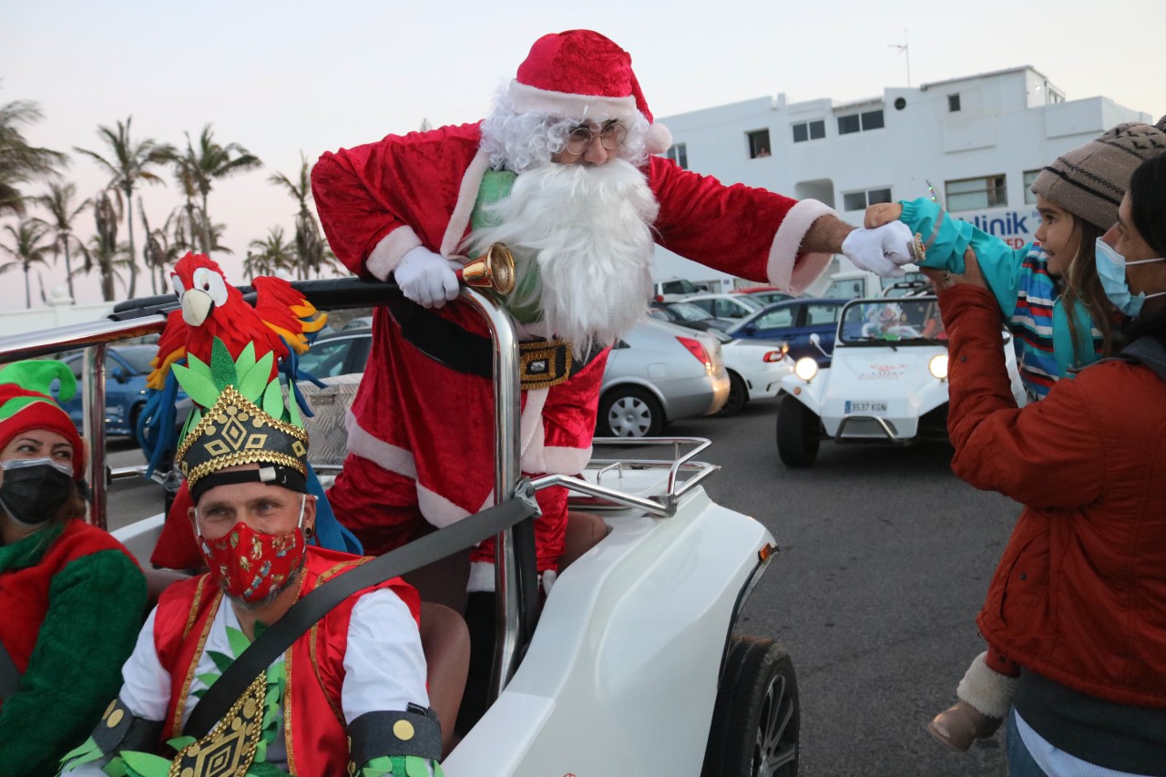 Papa Noel en Playa Blanca. Yaiza. Lanzarote/ canariasnoticias.es
