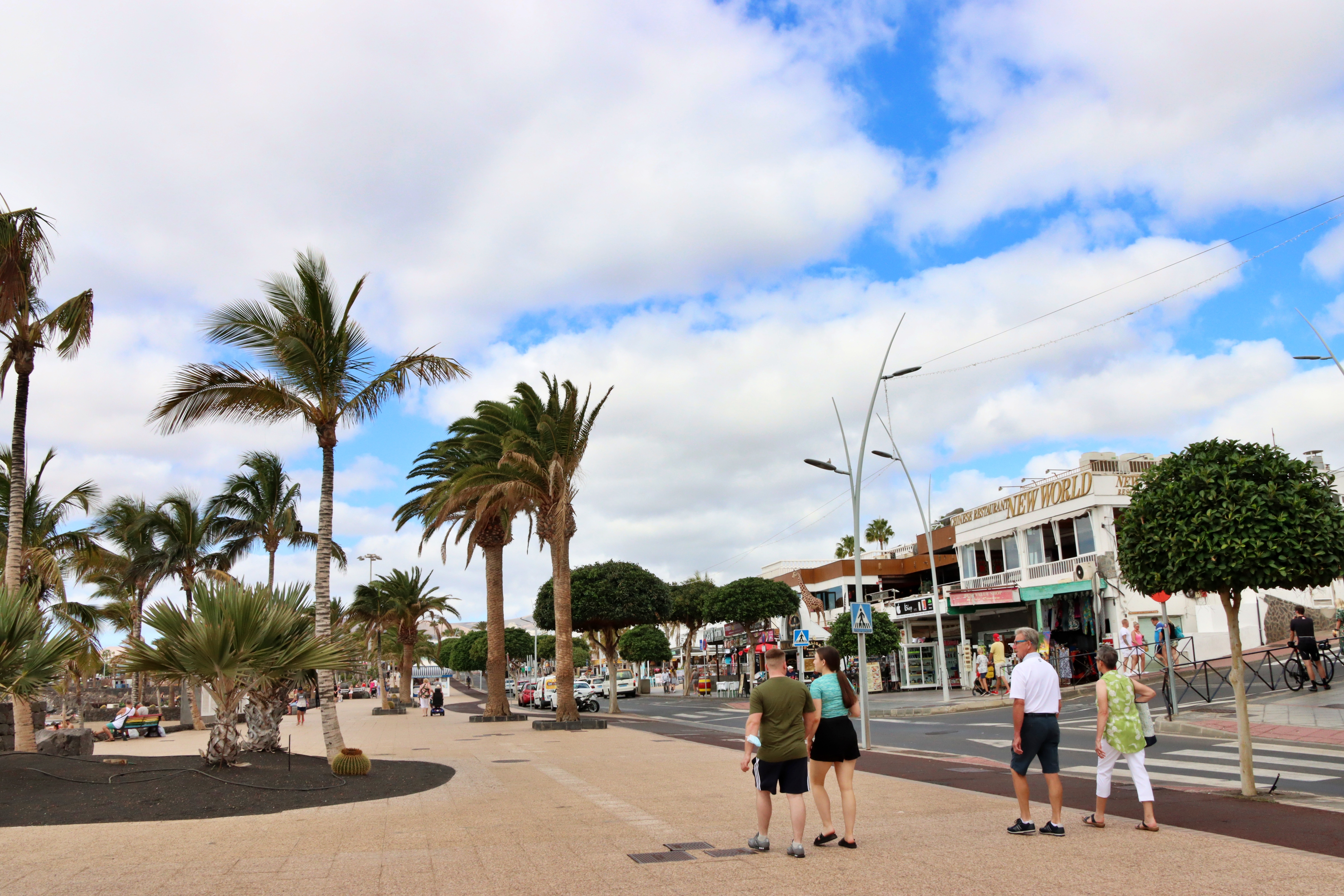 Nuevas luminarias LED en Tías (Lanzarote) / CanariasNoticias.es