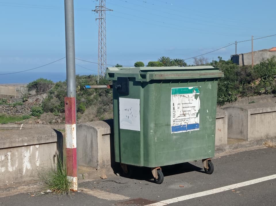 Estado de los contenedores de basura de La Guancha (Tenerife) / CanariasNoticias.es