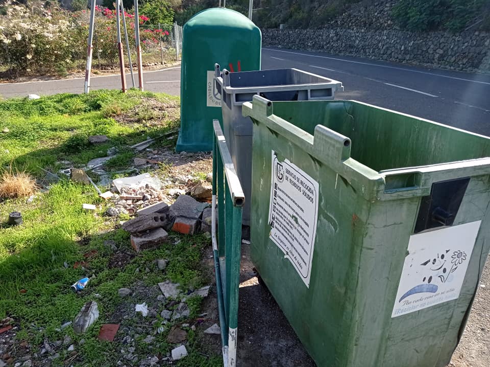 Estado de los contenedores de basura de La Guancha (Tenerife) / CanariasNoticias.es