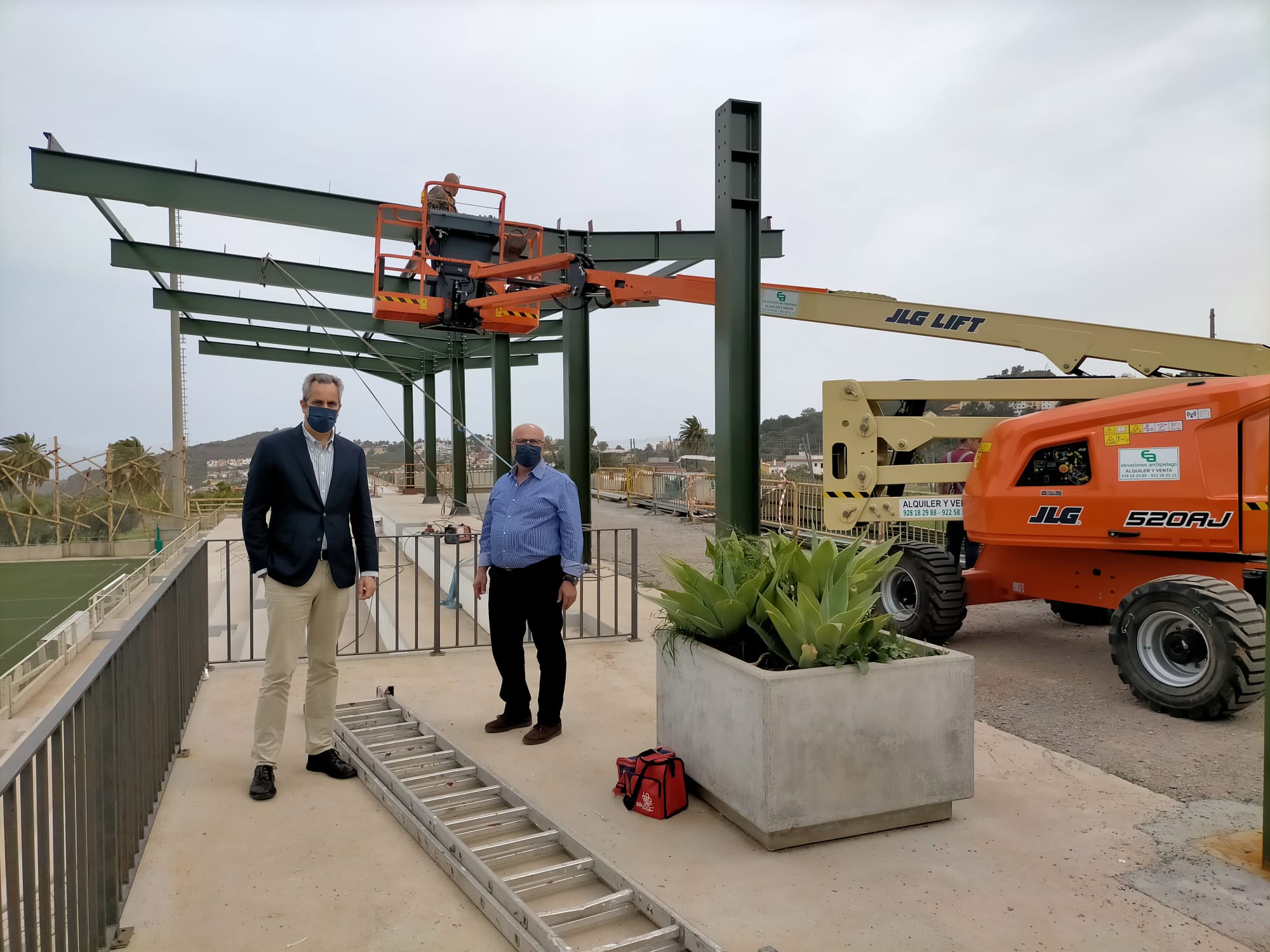 Nueva iluminación del Estadio Municipal de Los Olivos de Santa Brígida / CanariasNoticias.es