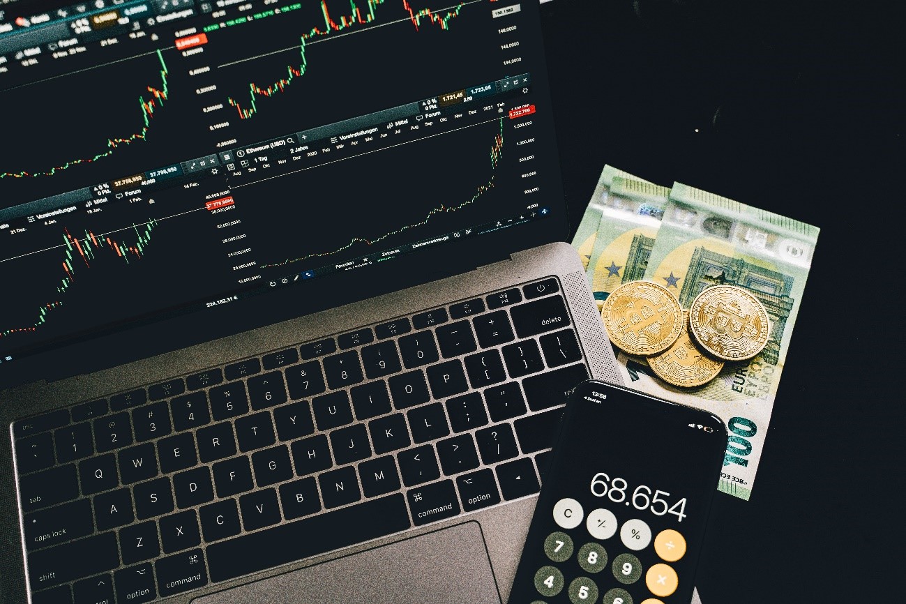 /Alesia Kozik (Pexels) ¿Cómo puede afectar la guerra en Ucrania a las criptomonedas?