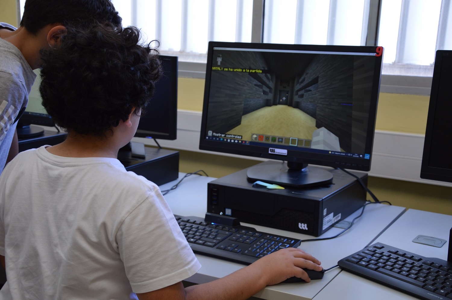 Alumnos recreando el yacimiento de Risco Caído en Minecraft / CanariasNoticias.es