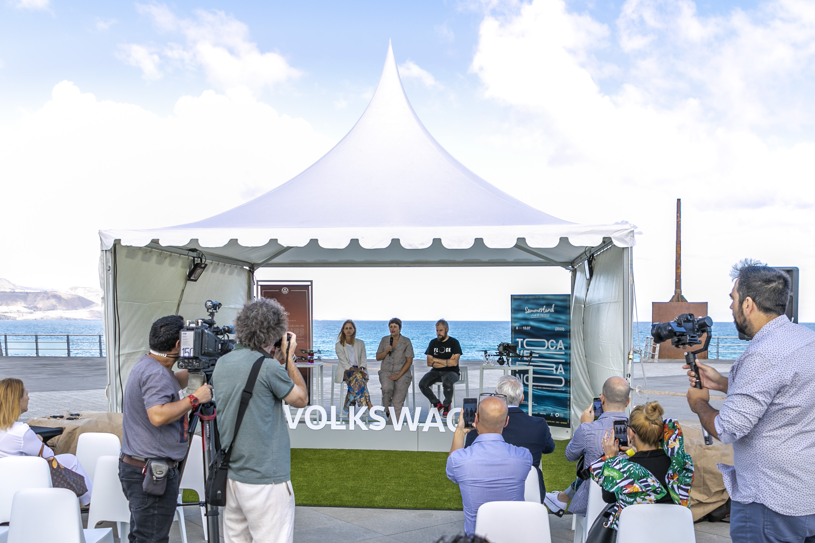 Presentación del espectáculo de drones en la playa de Las Canteras / CanariasNoticias.es 