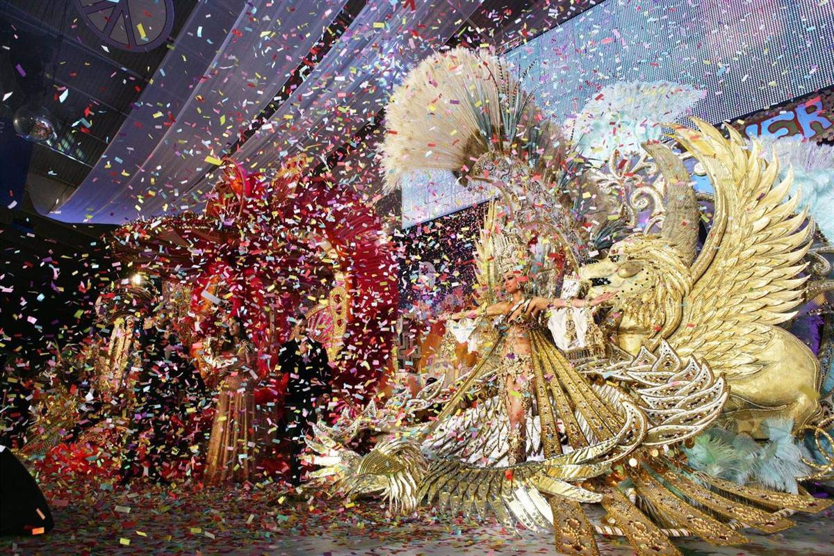 Gala de elección de la Reina del Carnaval de Santa Cruz 