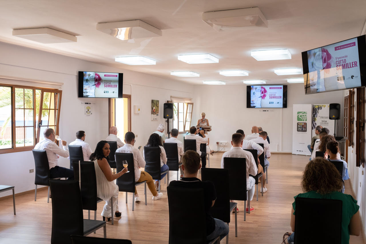 Sumilleres del Campus del Vino de Canarias/ canariasnoticias.es