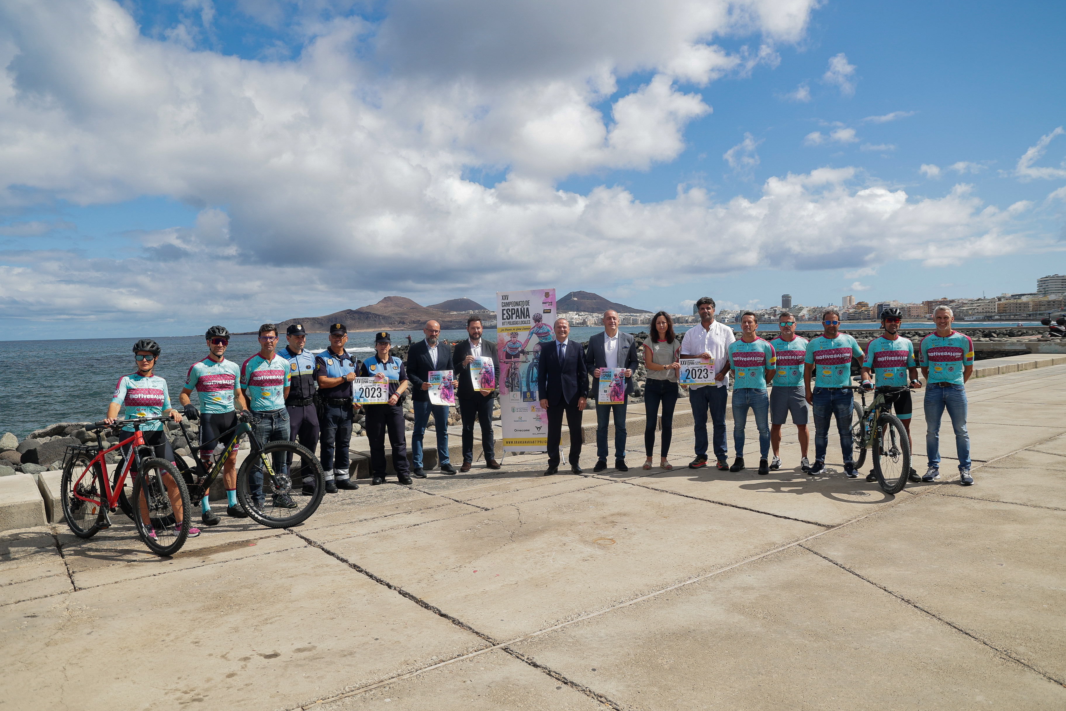 Agentes de Las Palmas de Gran Canaria participan en el Campeonato de España de bicicleta de montaña / CanariasNoticias.es