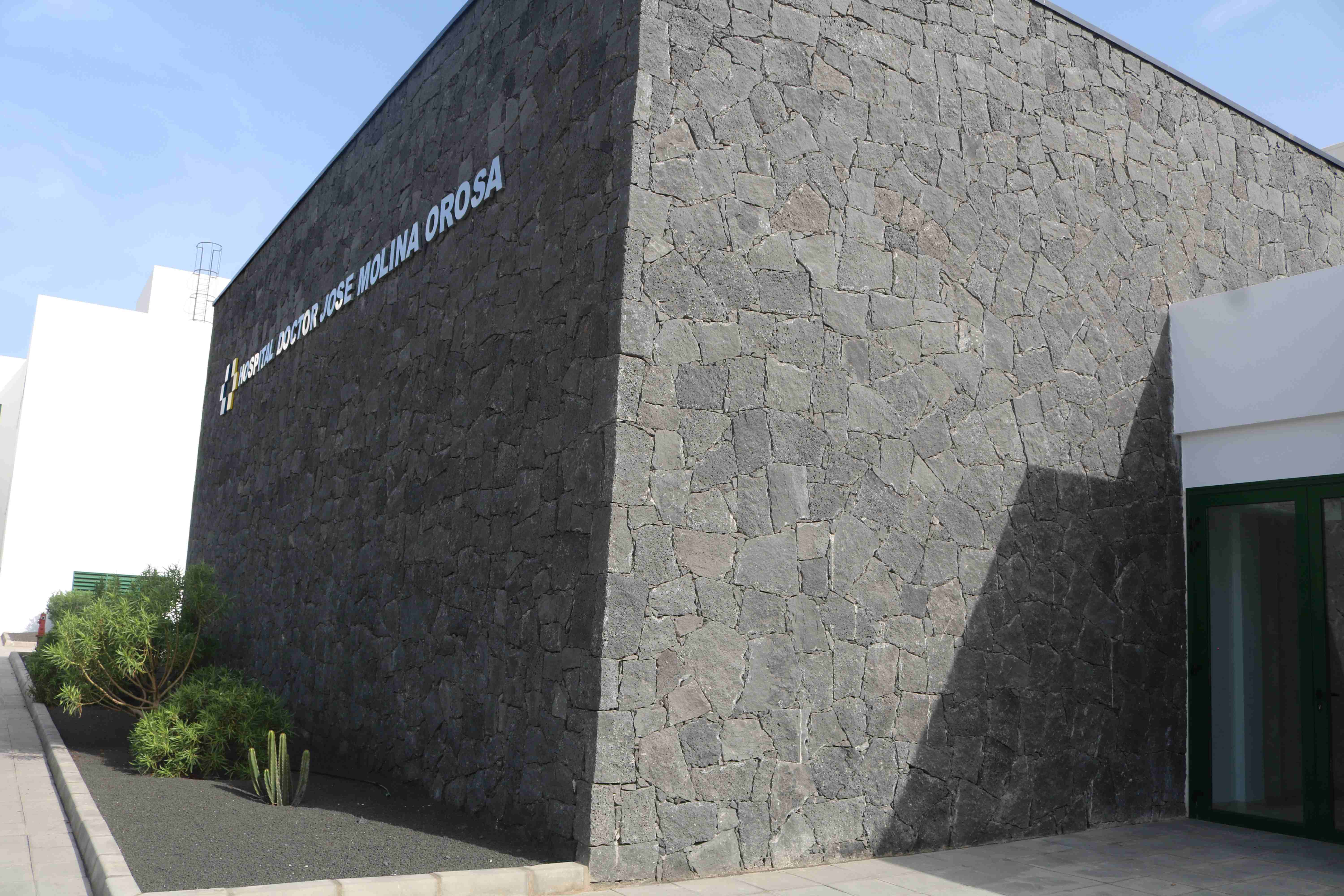Hospital Doctor José Molina Orosa de Lanzarote / CanariasNoticias.es Hospital Doctor José Molina Orosa de Lanzarote / CanariasNoticias.es