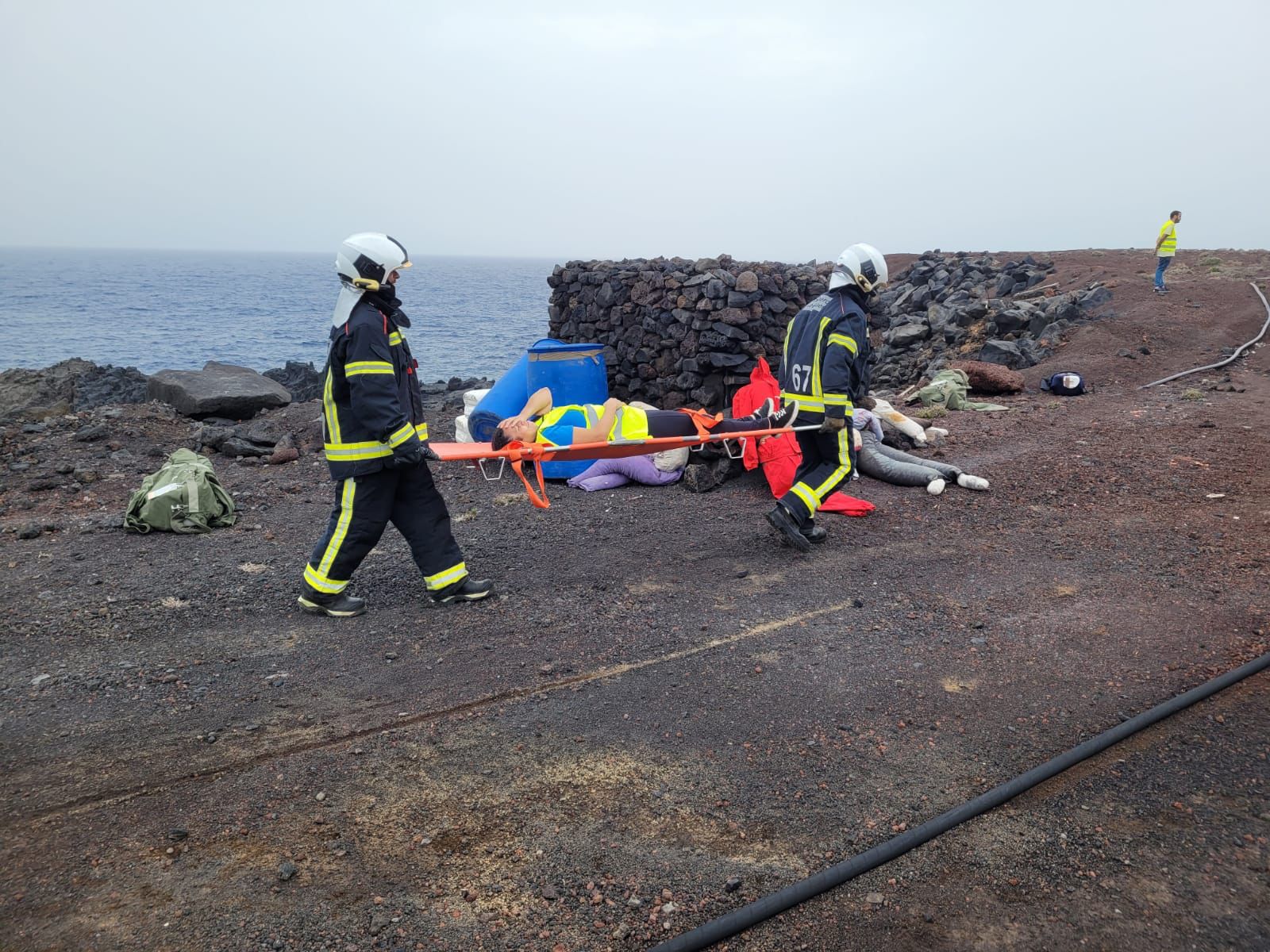 Simulacro de accidente en el aeropuerto de El Hierro / CanariasNoticias.es