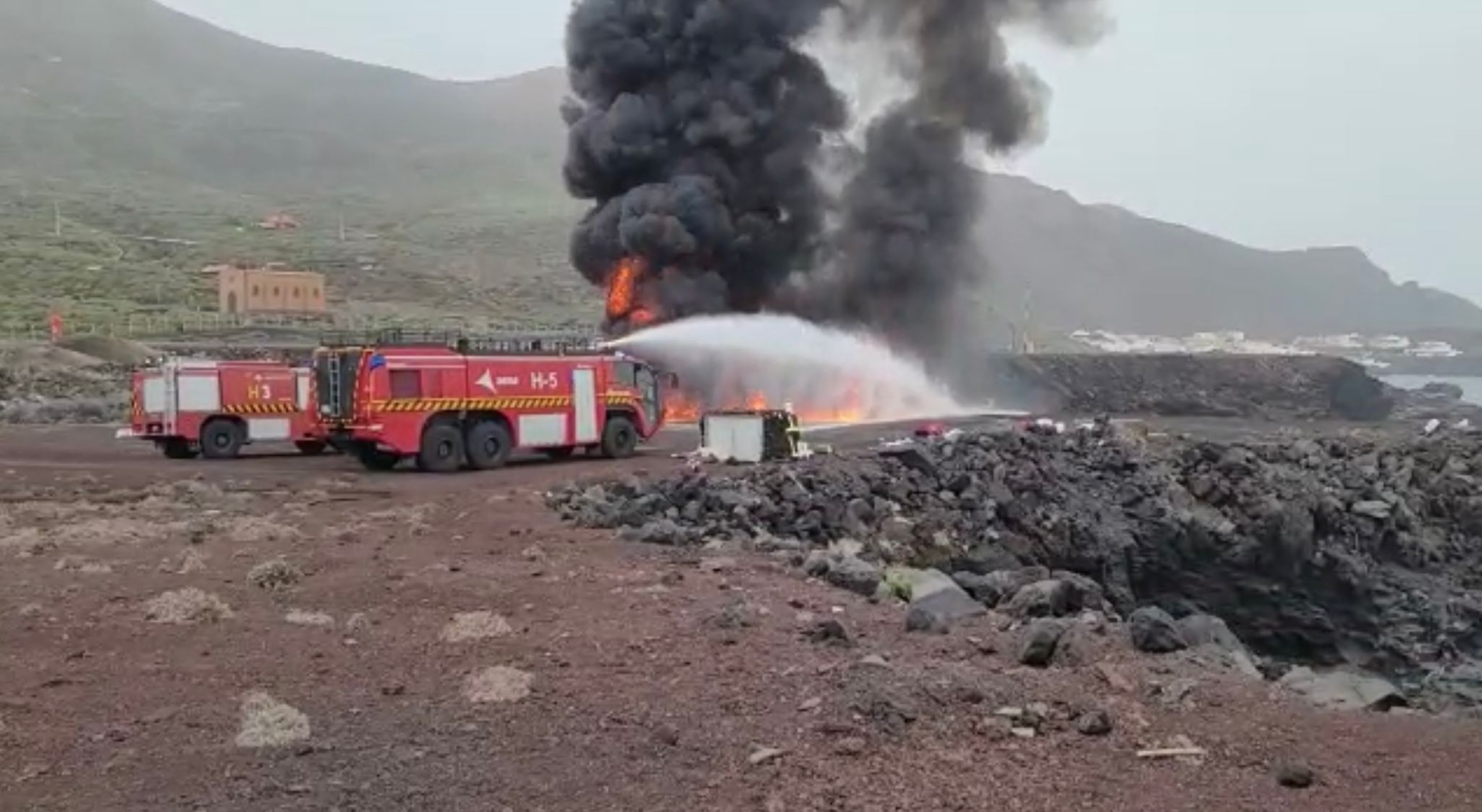 Simulacro de accidente en el aeropuerto de El Hierro / CanariasNoticias.es