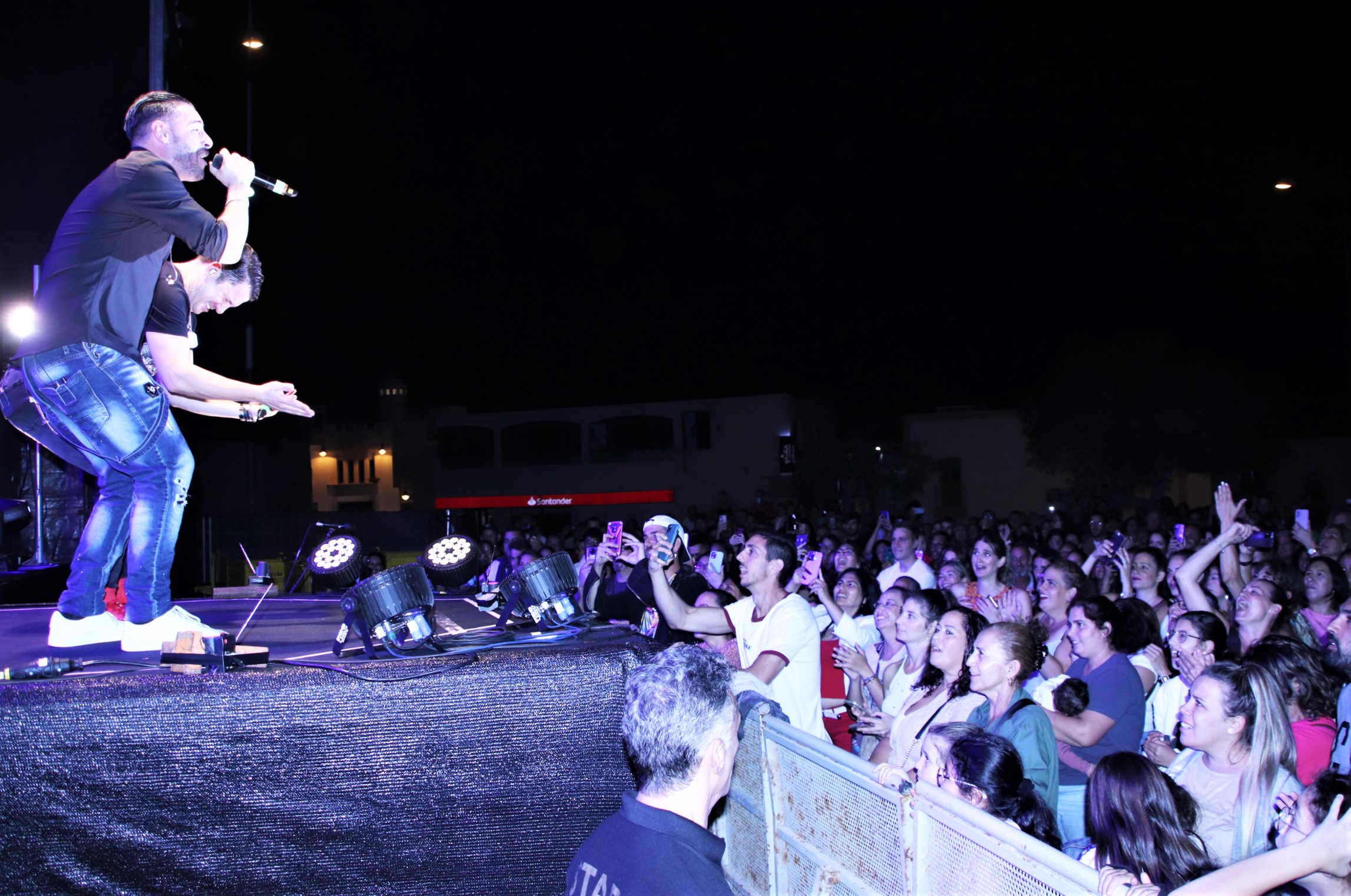 Concierto de Andy y Lucas en Yaiza (Lanzarote) / CanariasNoticias.es