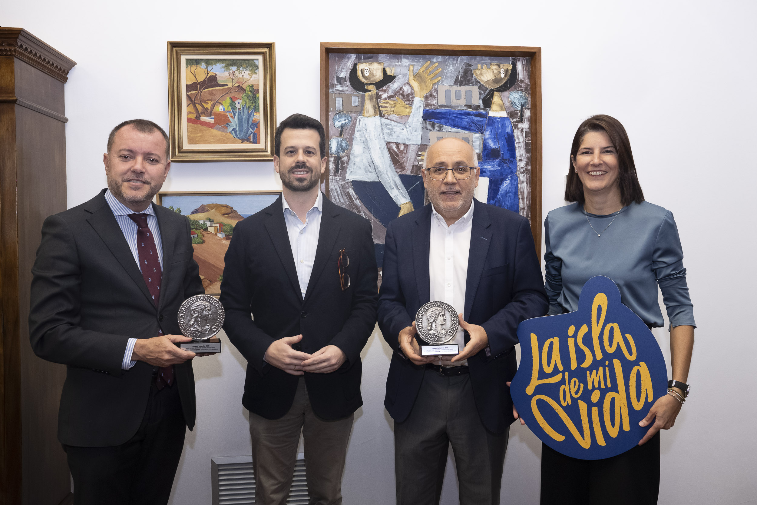 Cabildo de Gran Canaria recibe el Premio Agripina / CanariasNoticias.es Cabildo de Gran Canaria recibe el Premio Agripina / CanariasNoticias.es
