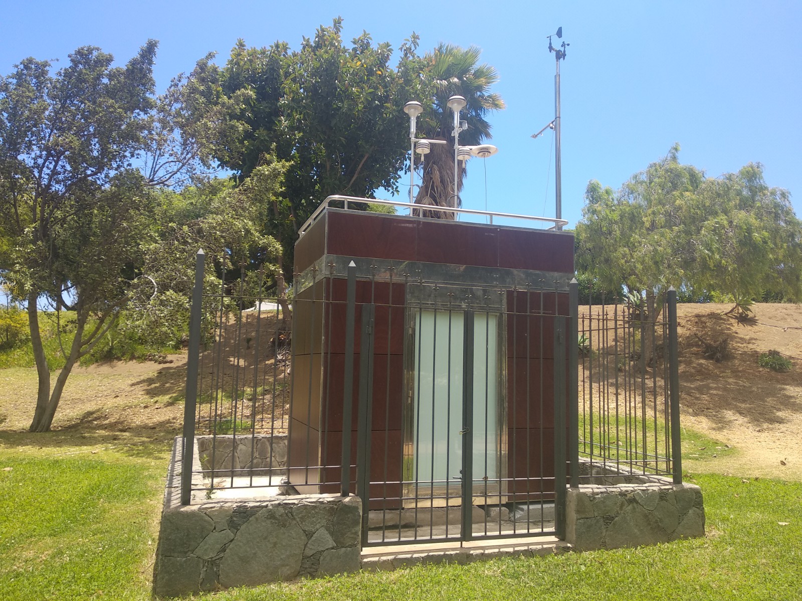 Estación para el control de la calidad del aire en Canarias / CanariasNoticias.es Estación para el control de la calidad del aire en Canarias / CanariasNoticias.es