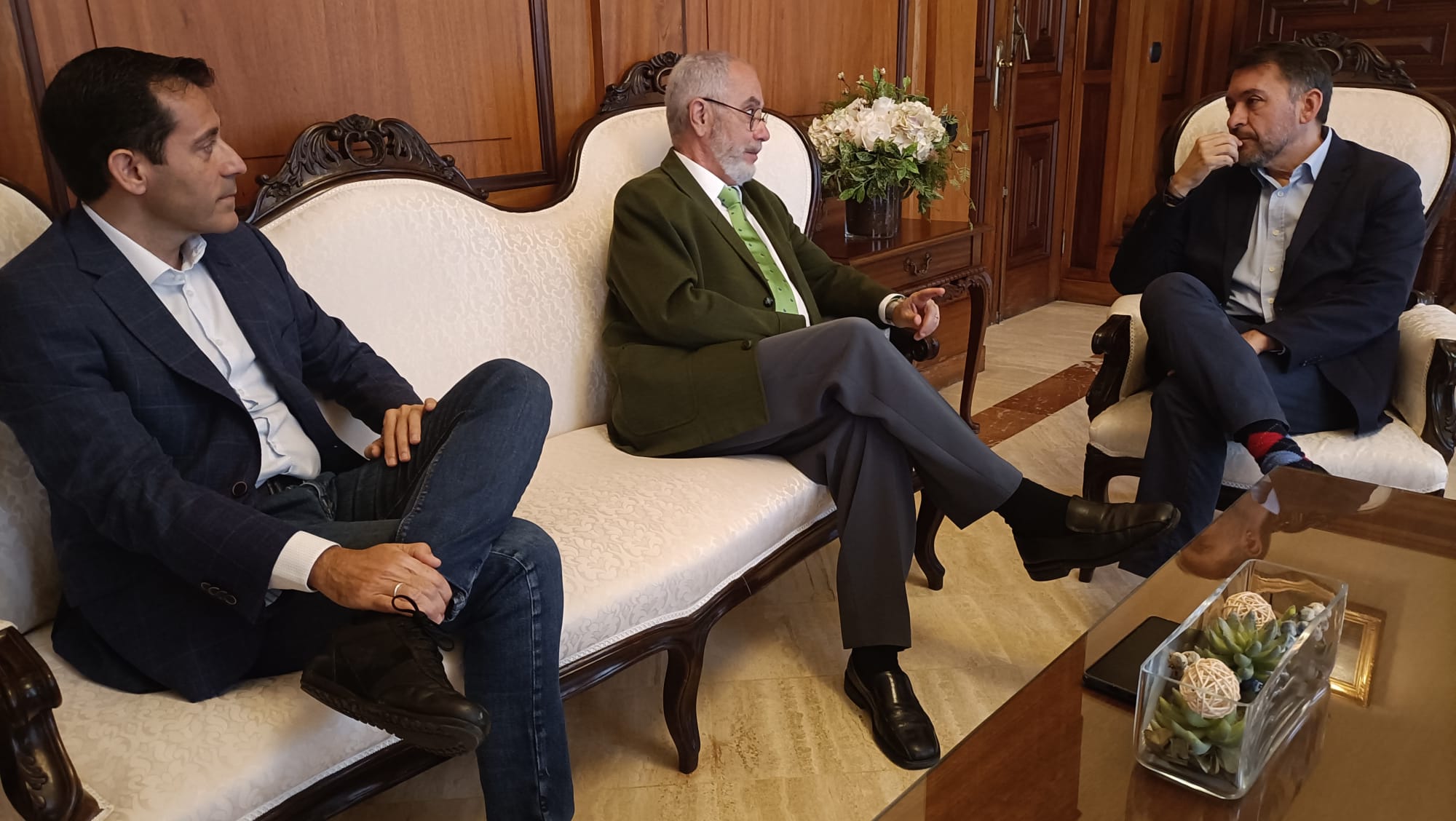 Reunión de FEPECO en el Ayuntamiento de Santa Cruz / CanariasNoticias.es Reunión de FEPECO en el Ayuntamiento de Santa Cruz / CanariasNoticias.es