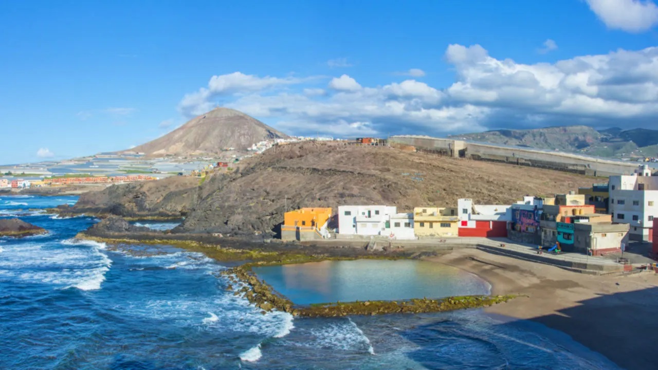 Playa de Los Dos Roques en Gáldar / CanariasNoticias.es 
