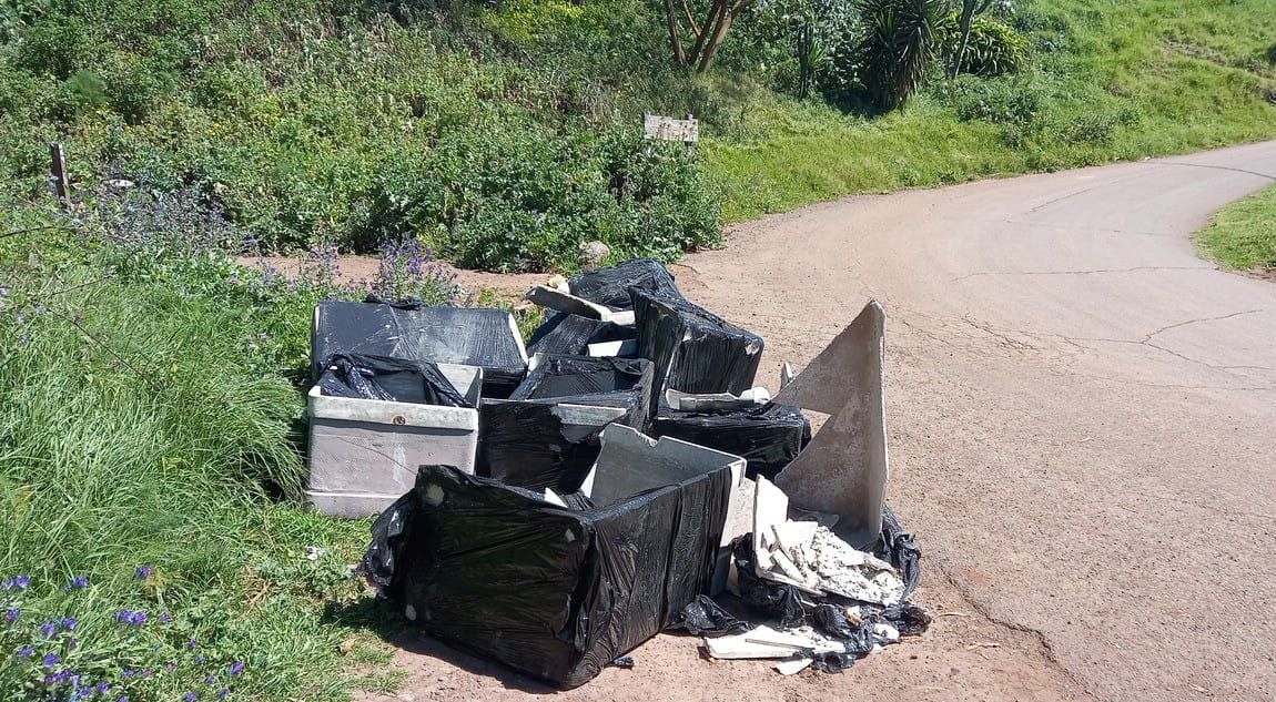 Vertido de amianto en Montaña el Púlpito de La Laguna / CanariasNoticias.es 