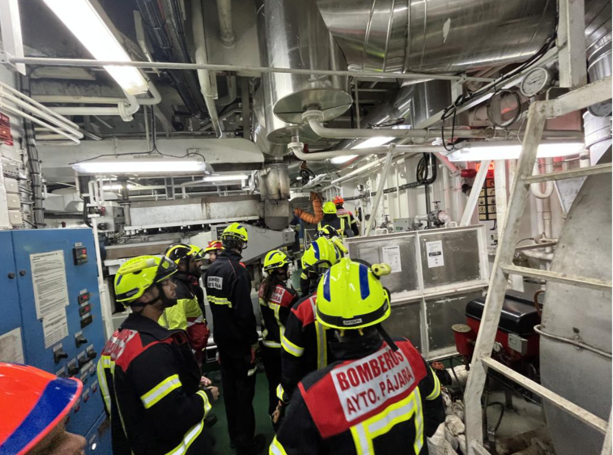 Formación de bomberos en buques de Naviera Armas / CanariasNoticias.es 