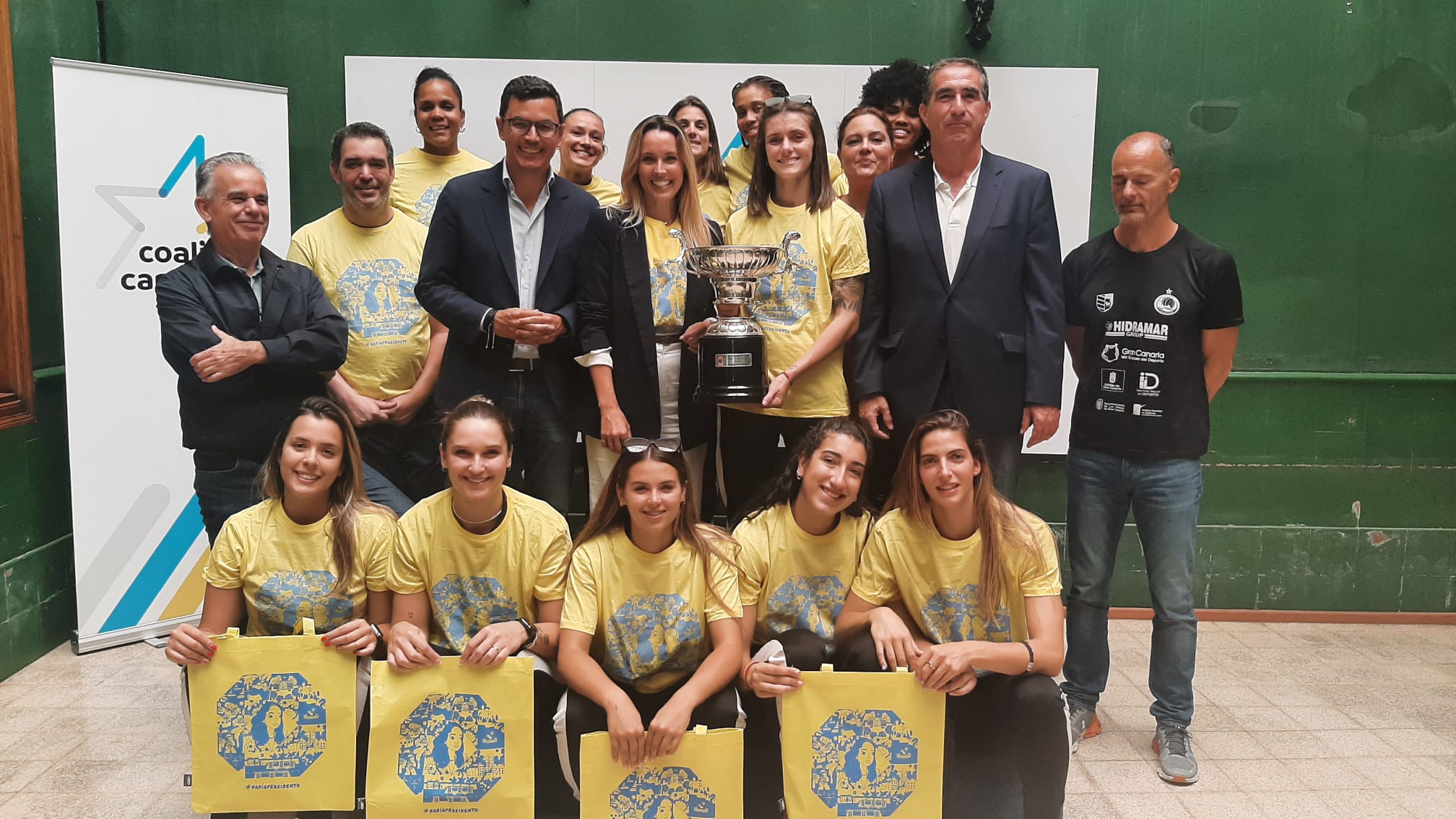 CC de Gran Canaria con jugadoras del CV Hidramar Gran Canaria CC de Gran Canaria con jugadoras del CV Hidramar Gran Canaria