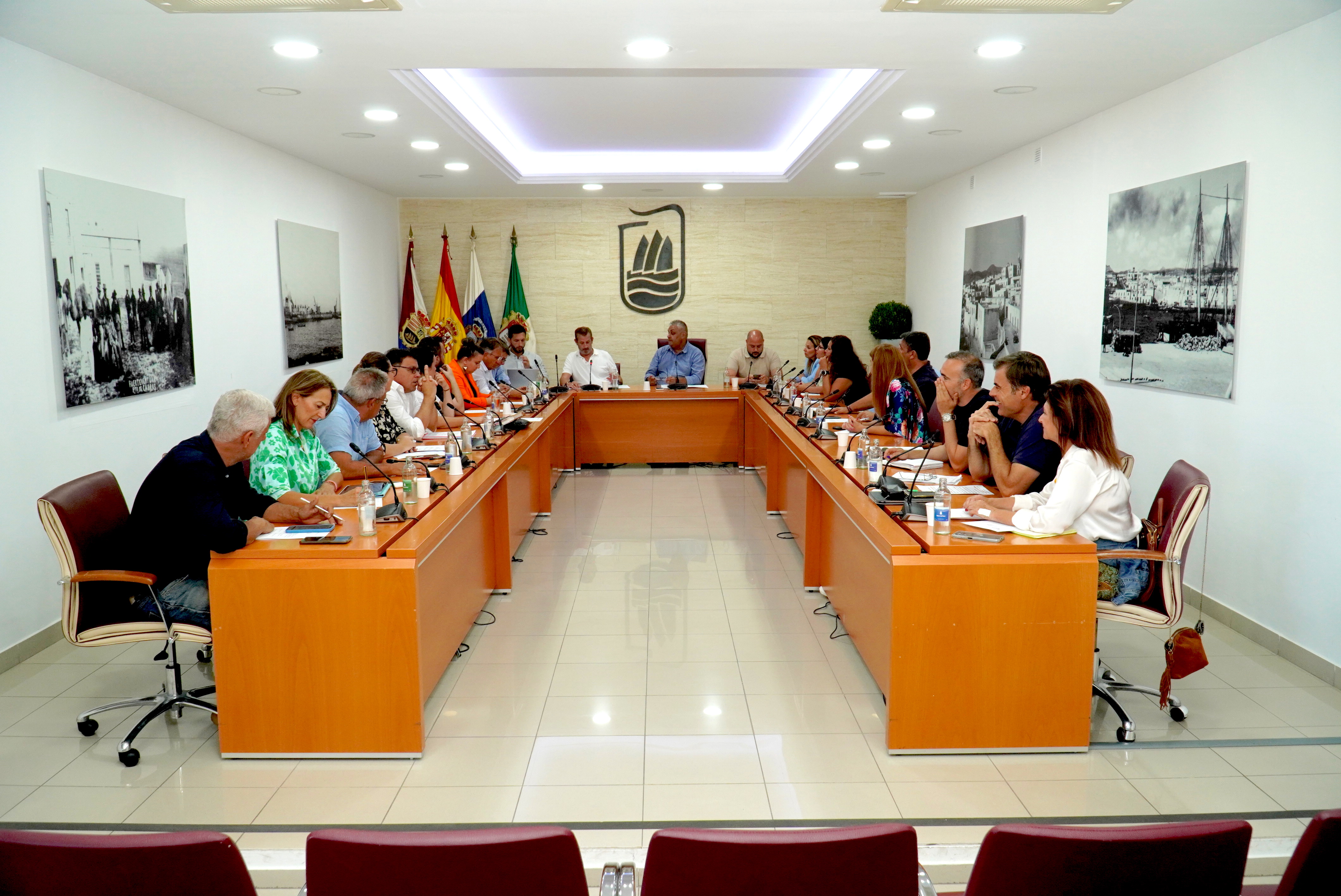 Pleno del Ayuntamiento de Puerto del Rosario (Fuerteventura) / CanariasNoticias.es Pleno del Ayuntamiento de Puerto del Rosario (Fuerteventura) / CanariasNoticias.es