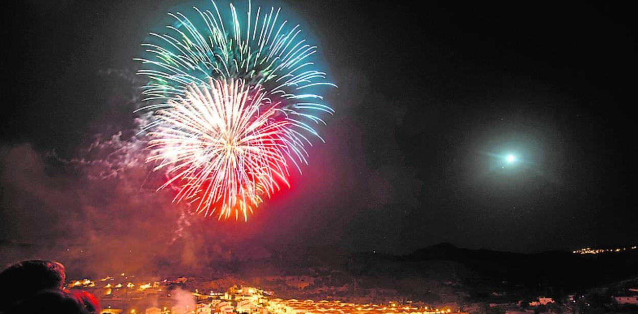 Fuegos artificiales de San Lorenzo/ canariasnoticias.es