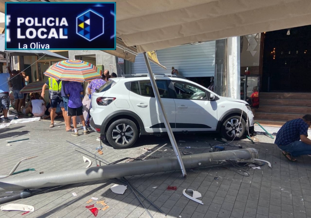 Accidente de tráfico en Corralejo / CanariasNoticias.es Accidente de tráfico en Corralejo / CanariasNoticias.es