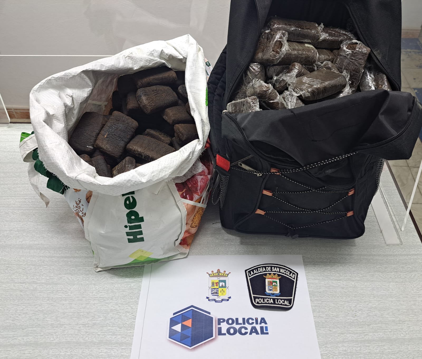 Alijo incautado por la policía / CanariasNoticias.es Alijo incautado por la policía / CanariasNoticias.es