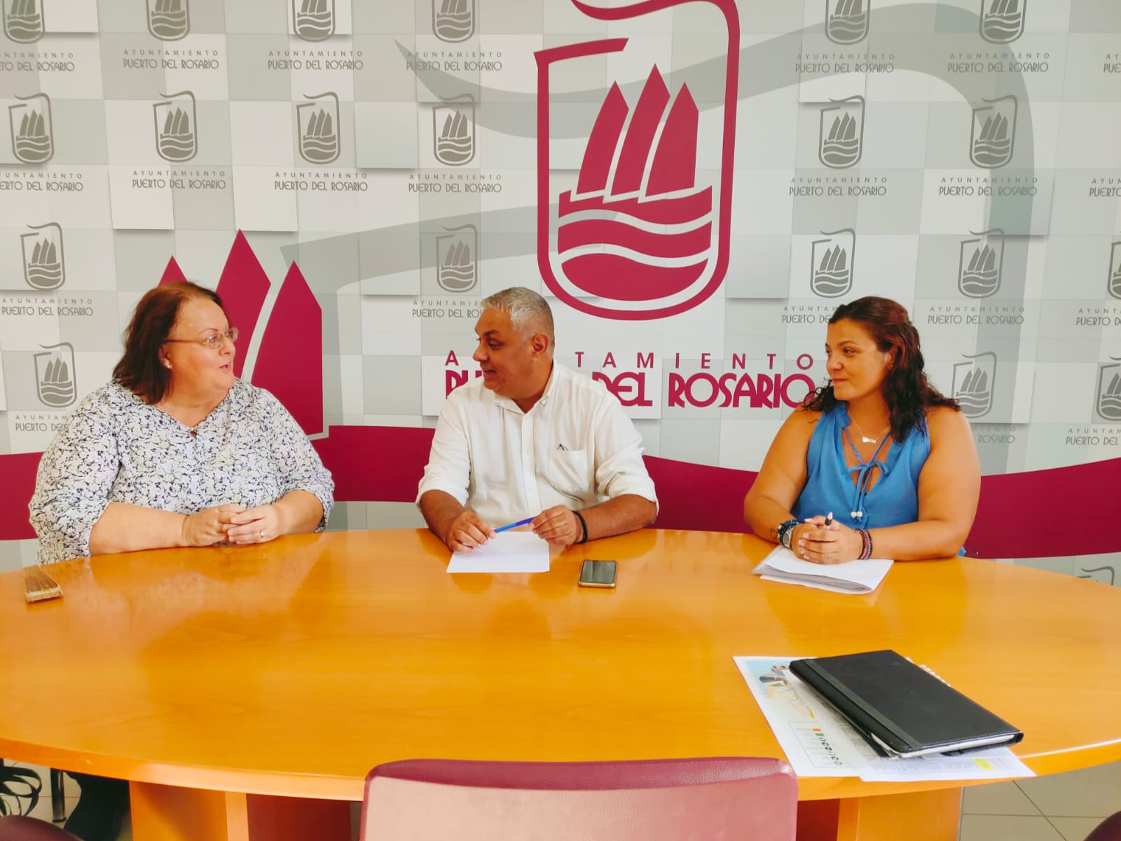 Reunión con el turoperador TUI / CanariasNoticias.es Reunión con el turoperador TUI / CanariasNoticias.es
